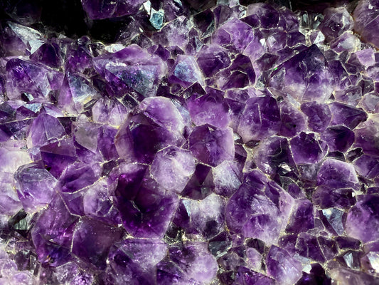 All about the Amethyst Crystal